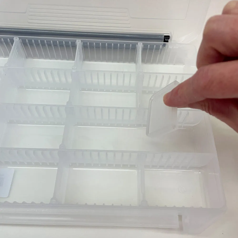 Adjustable Compartment Fly Box