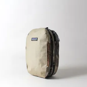 Patagonia Black Hole Cube Medium