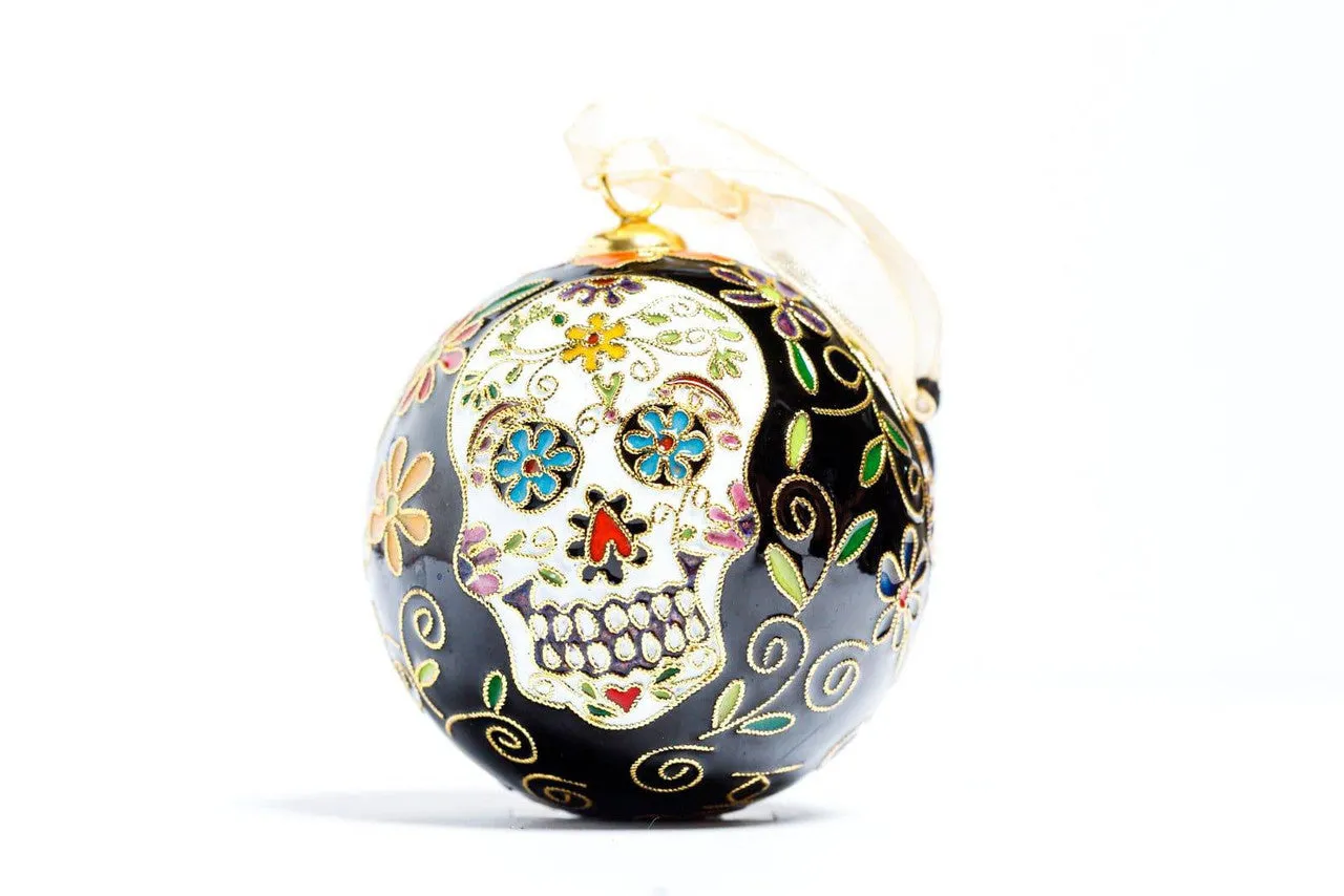 Sugar Skulls Dia de los Muertos Black Round Cloisonné Christmas Ornament