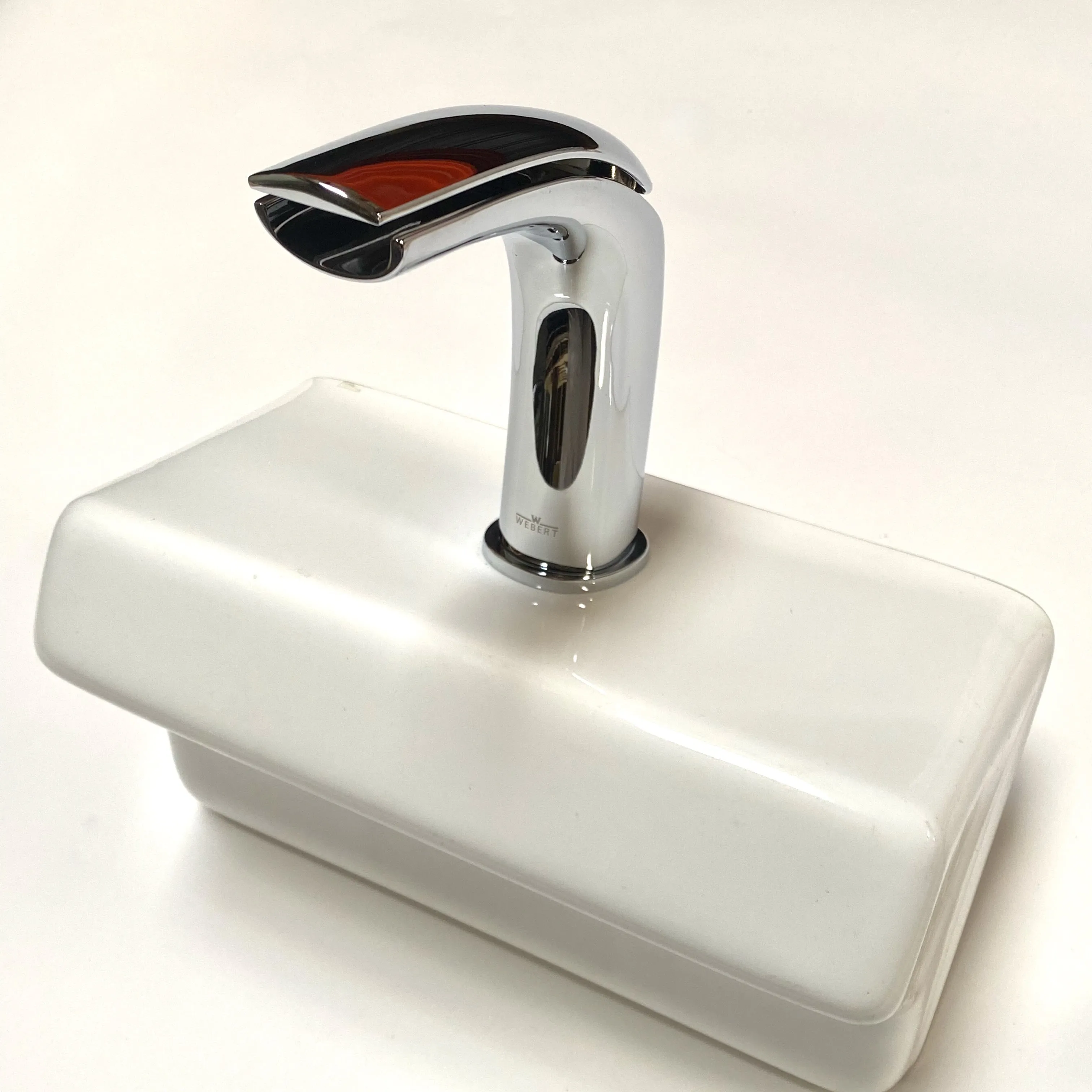 Webert | Aria Waterfall 2.2 Gal Per Min GPM Vessel Sink Faucet in Pol Chrome